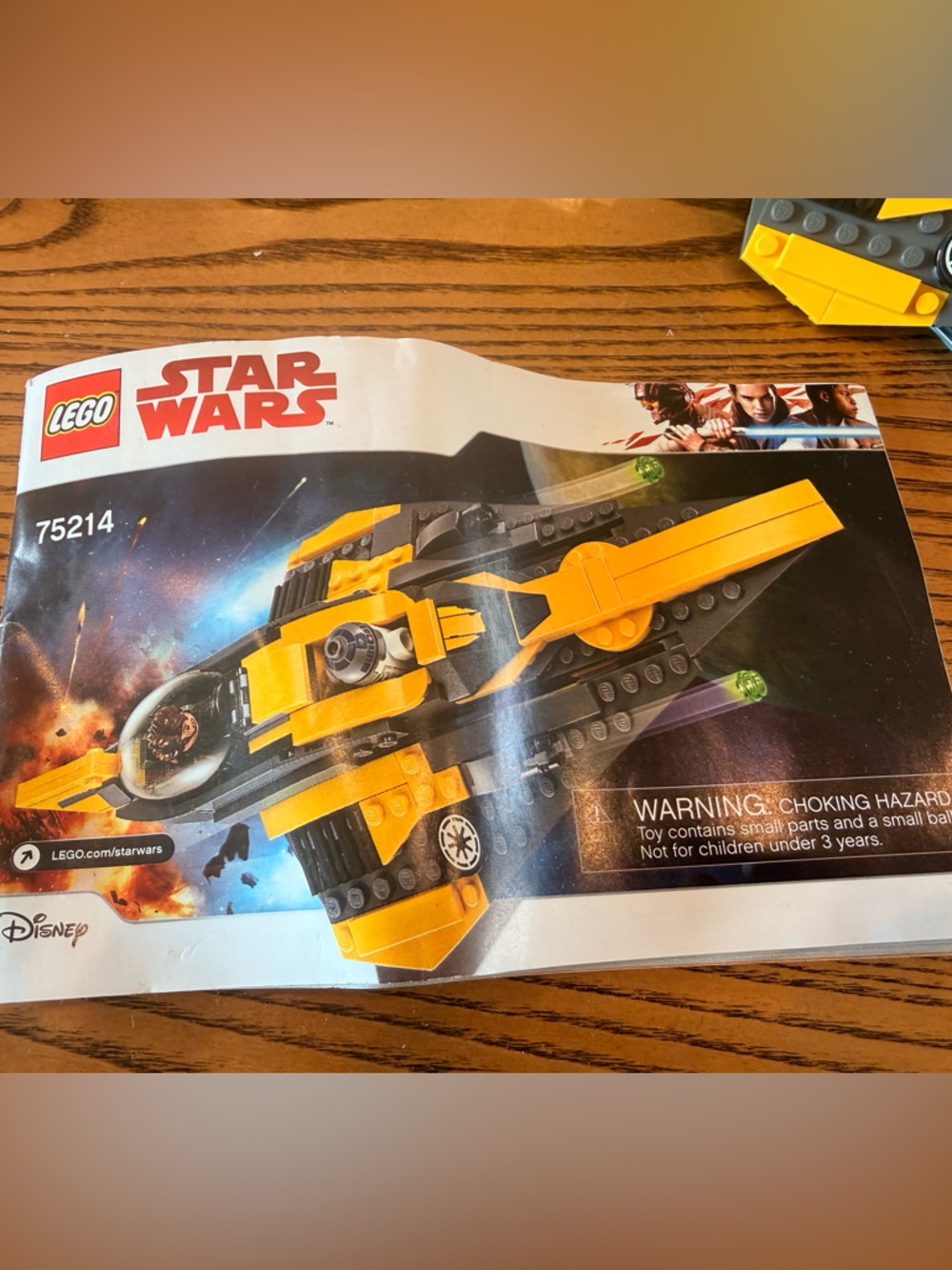 Lego Star Wars 75214 set Anakin’s Jedi Starfighter with R2D2 & Skywalker figure - Picture 2 of 4
